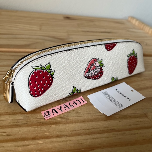 Coach Coach Pencil Case With Strawberry Print🎈🎈 - Picture 2 of 10